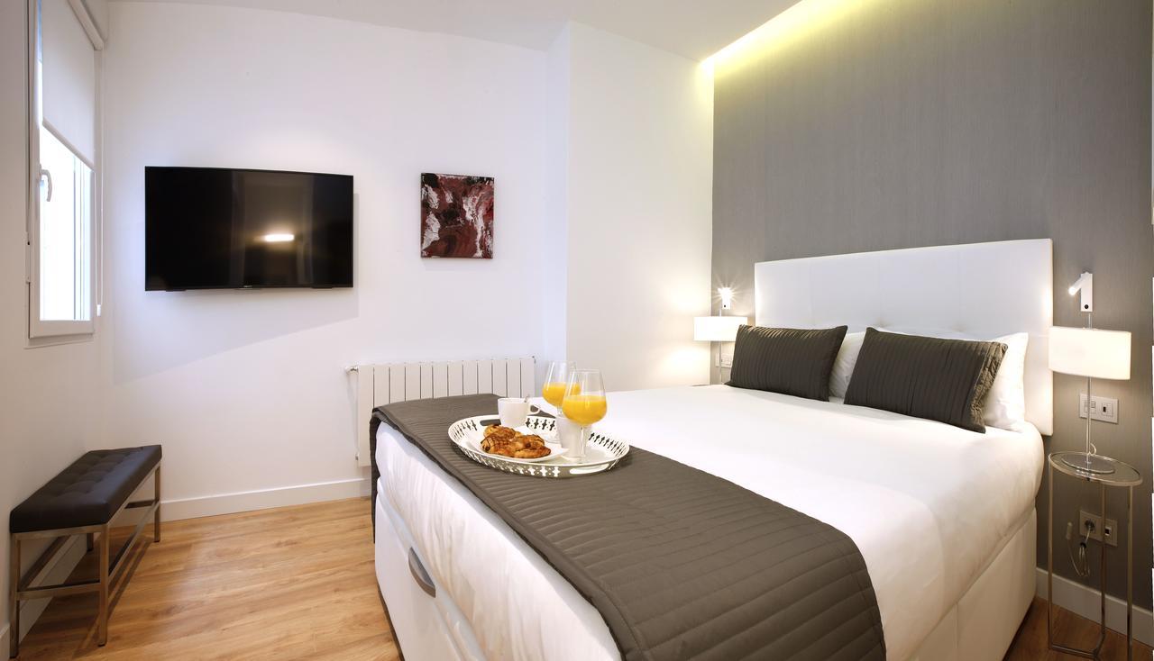 Opera Suites Madrid Exterior foto