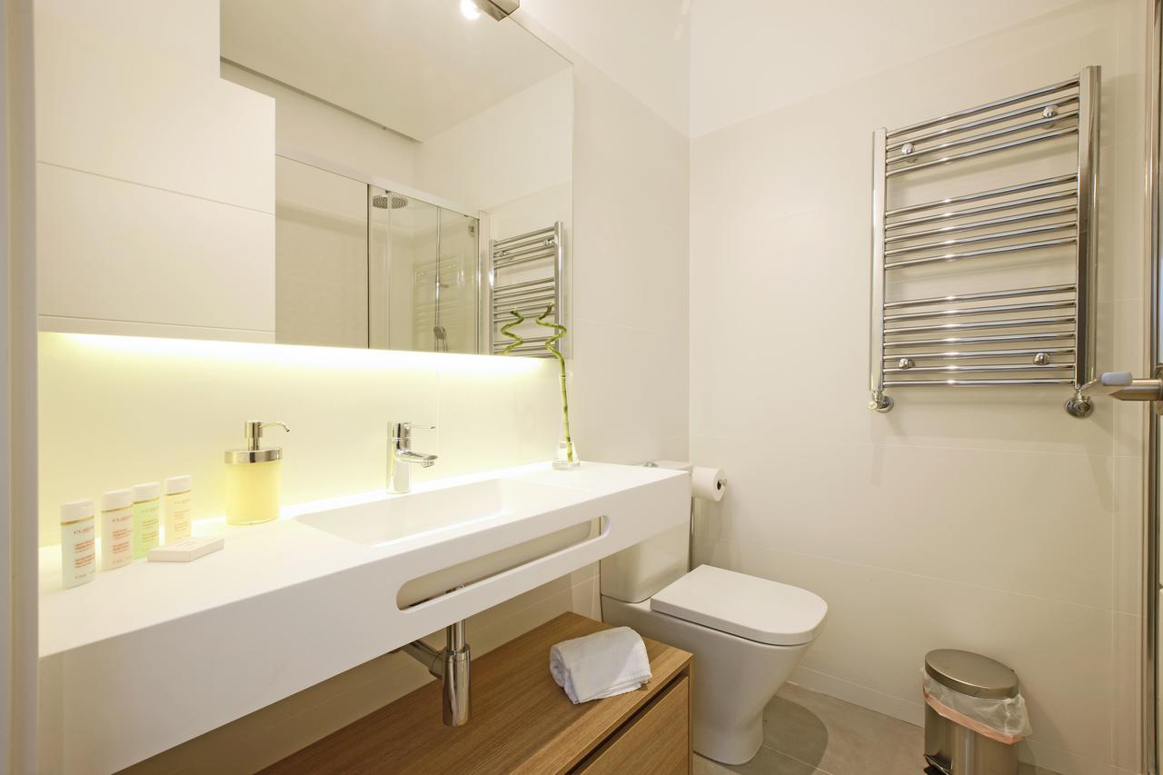 Opera Suites Madrid Exterior foto
