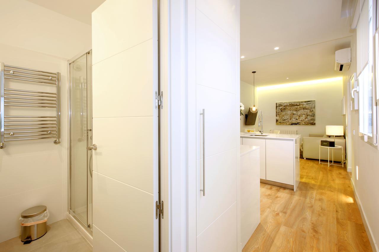 Opera Suites Madrid Exterior foto